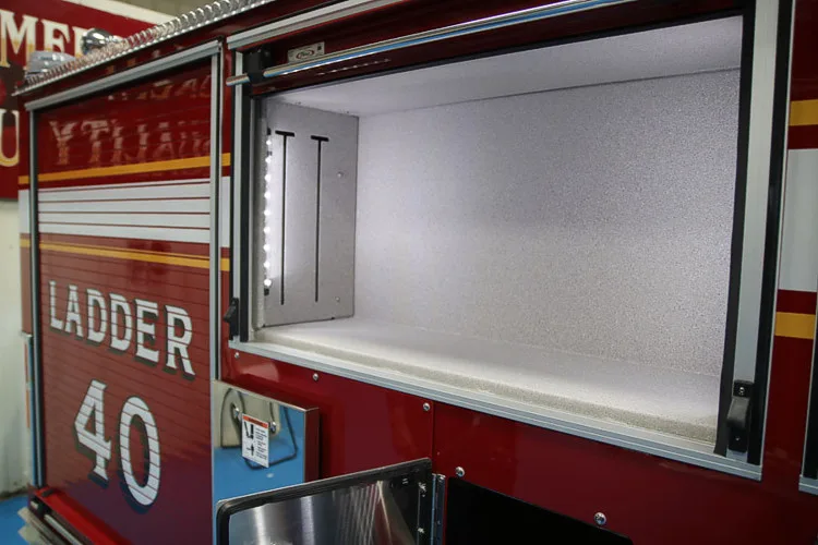 Pierce Enforcer Pumper exterior view, photo 51 of 65