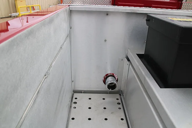 Pierce Enforcer Pumper exterior view, photo 57 of 65