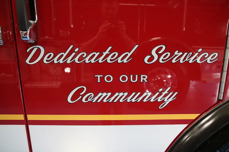 Pierce Enforcer Pumper exterior view, photo 6 of 65