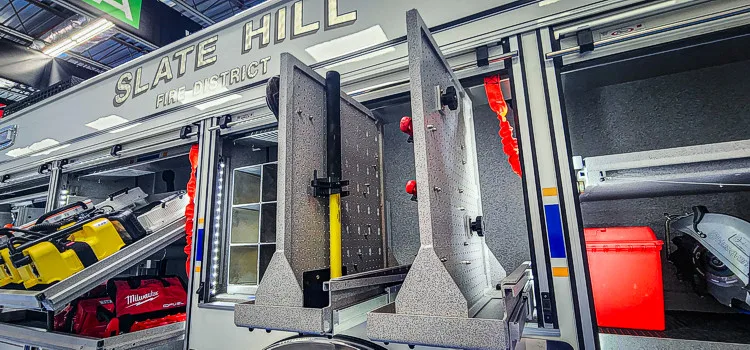 Pierce Enforcer Pumper exterior view, photo 30 of 80