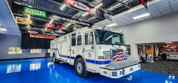 Pierce Enforcer Pumper exterior view, photo 4 of 80