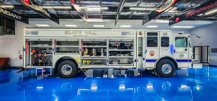 Pierce Enforcer Pumper exterior view, photo 44 of 80