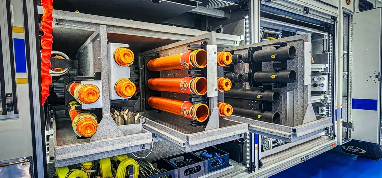 Pierce Enforcer Pumper exterior view, photo 51 of 80