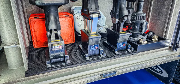 Pierce Enforcer Pumper exterior view, photo 59 of 80