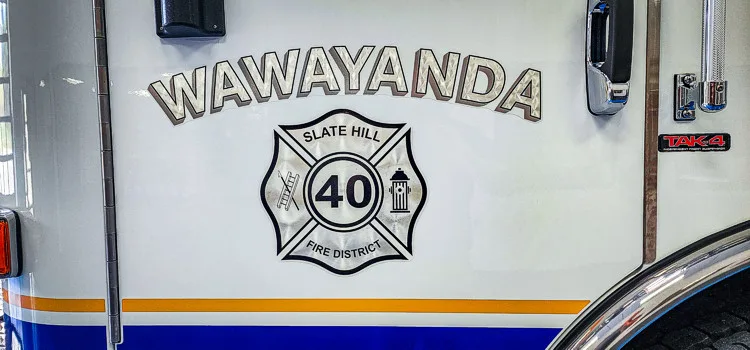 Pierce Enforcer Pumper exterior view, photo 9 of 80