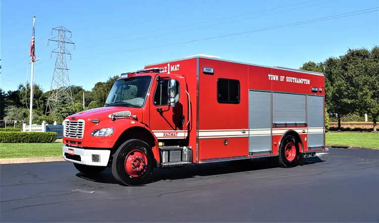 Pierce Fire Apparatus exterior view, photo 2 of 25