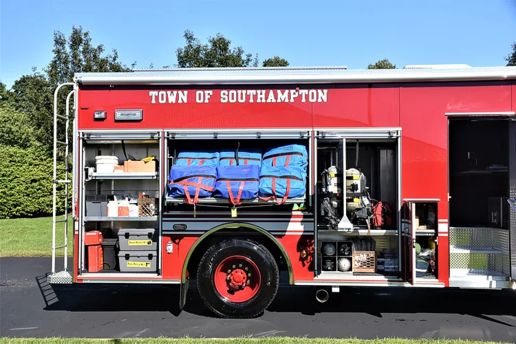 Pierce Fire Apparatus exterior view, photo 5 of 25