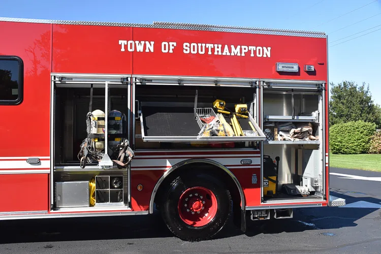 Pierce Fire Apparatus exterior view, photo 7 of 25