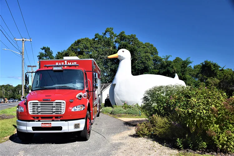 Pierce Fire Apparatus exterior view, photo 8 of 25