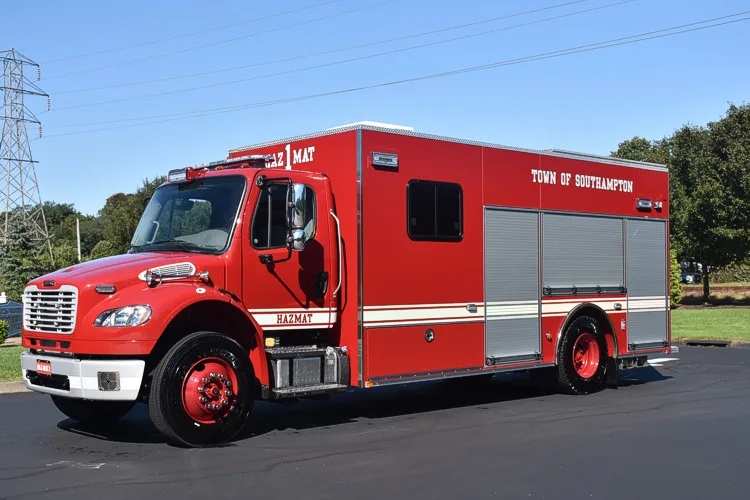 Pierce Fire Apparatus exterior view, photo 22 of 25