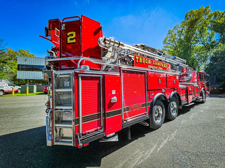 Pierce Enforcer Aerial exterior view, photo 24 of 59