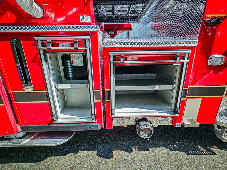 Pierce Enforcer Aerial exterior view, photo 26 of 59