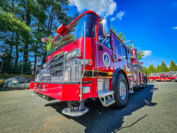 Pierce Enforcer Aerial exterior view, photo 30 of 59