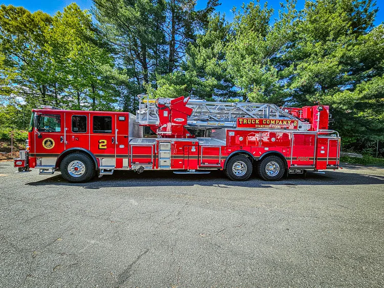 Pierce Enforcer Aerial exterior view, photo 4 of 59