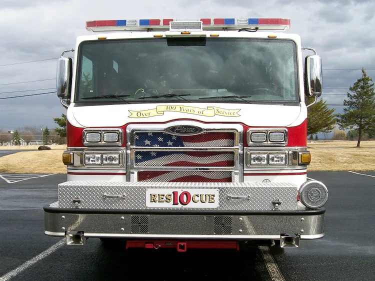 Pierce Velocity exterior view, photo 2 of 46