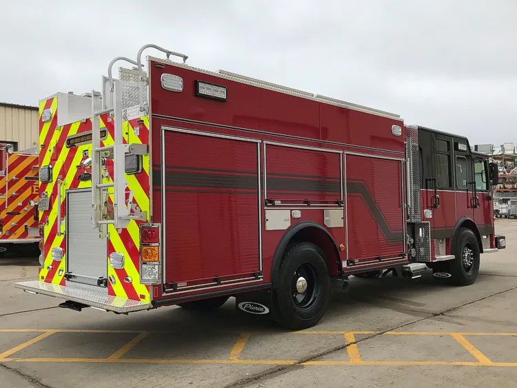 Pierce Arrow PUC pumper rear-right exterior view showing rear chevrons and side compartments