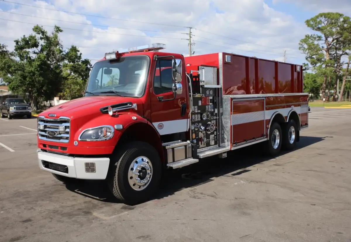 Pierce Freightliner Tanker