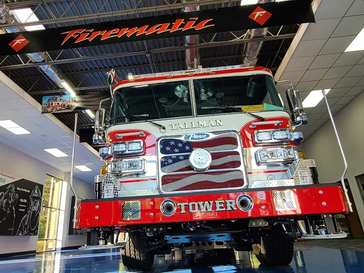 Head-on front view in station showing grille and warning lights