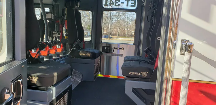 Pierce Enforcer Pumper exterior view, photo 18 of 27