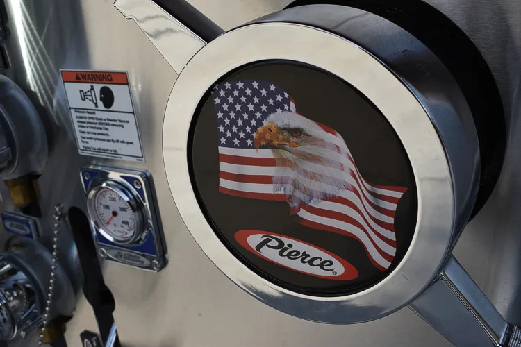 Pierce Enforcer Aerial exterior view, photo 31 of 55