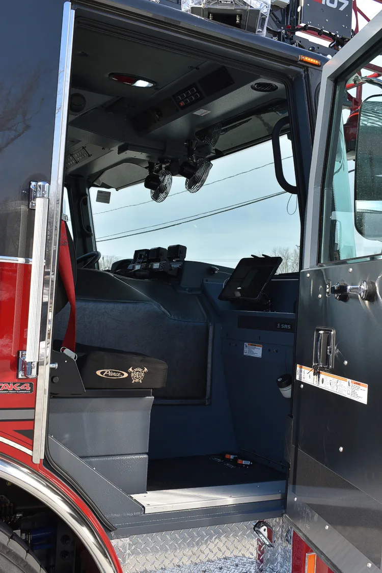 Pierce Enforcer Aerial exterior view, photo 55 of 55