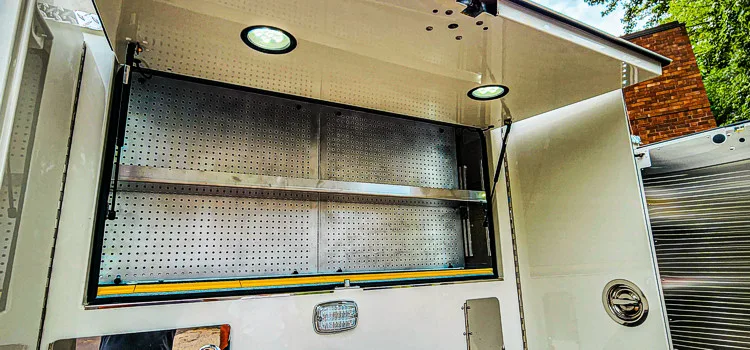 Pierce Enforcer Pumper exterior view, photo 23 of 57