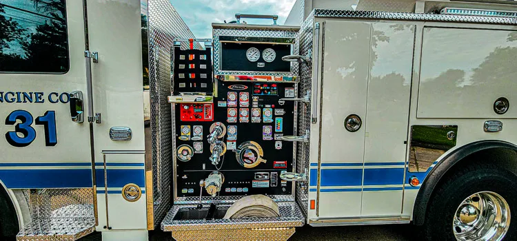 Pierce Enforcer Pumper exterior view, photo 26 of 57