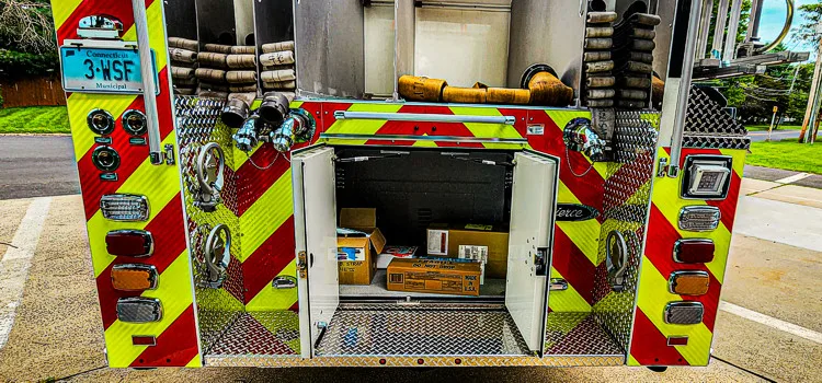 Pierce Enforcer Pumper exterior view, photo 29 of 57