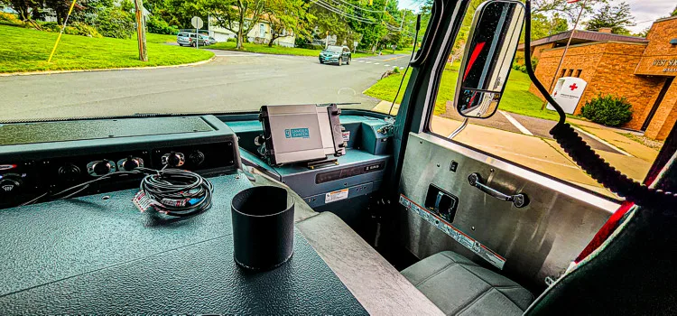 Pierce Enforcer Pumper exterior view, photo 43 of 57