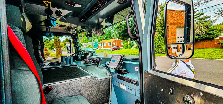 Pierce Enforcer Pumper exterior view, photo 47 of 57