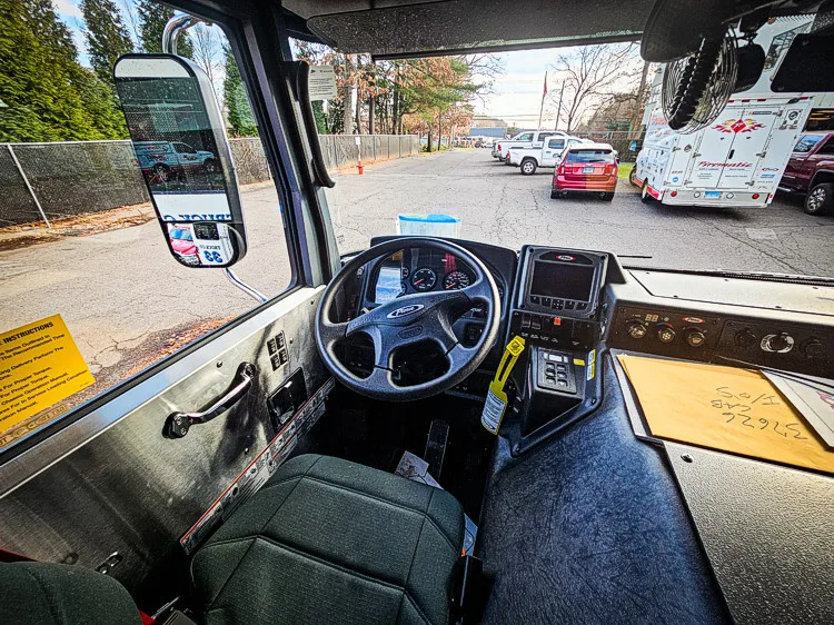 Pierce Enforcer Aerial exterior view, photo 12 of 64