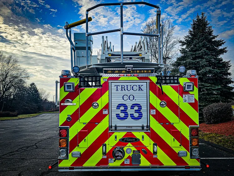 Pierce Enforcer Aerial exterior view, photo 28 of 64