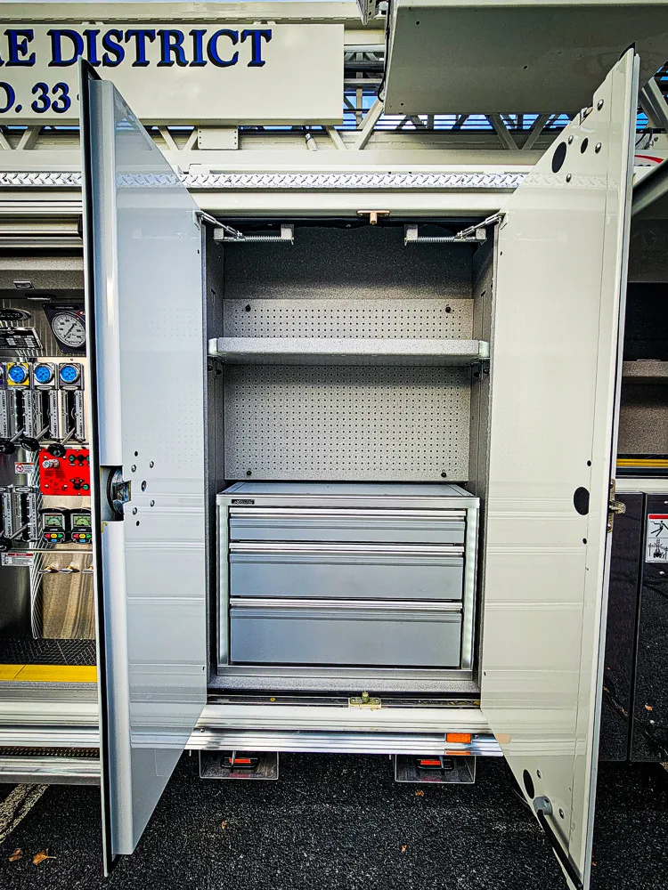 Pierce Enforcer Aerial exterior view, photo 33 of 64