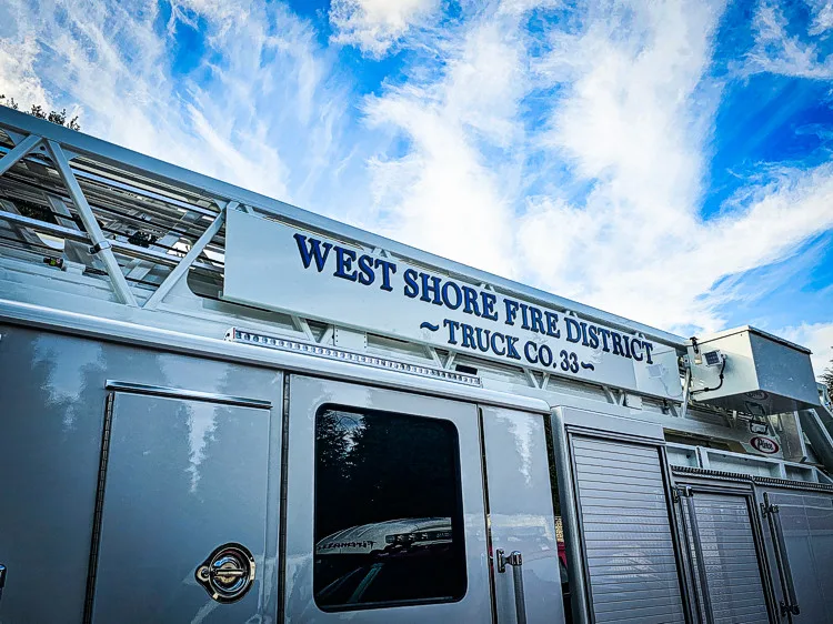 Pierce Enforcer Aerial exterior view, photo 4 of 64