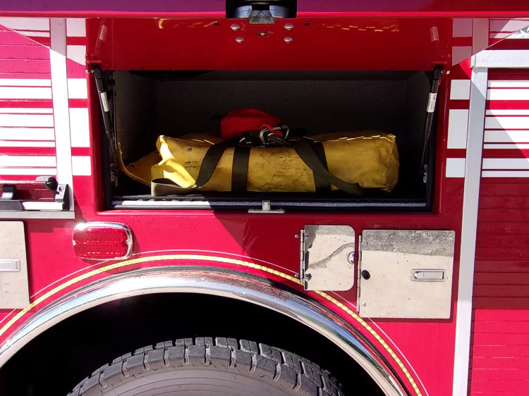 Pierce Velocity Aerial exterior view, photo 14 of 71