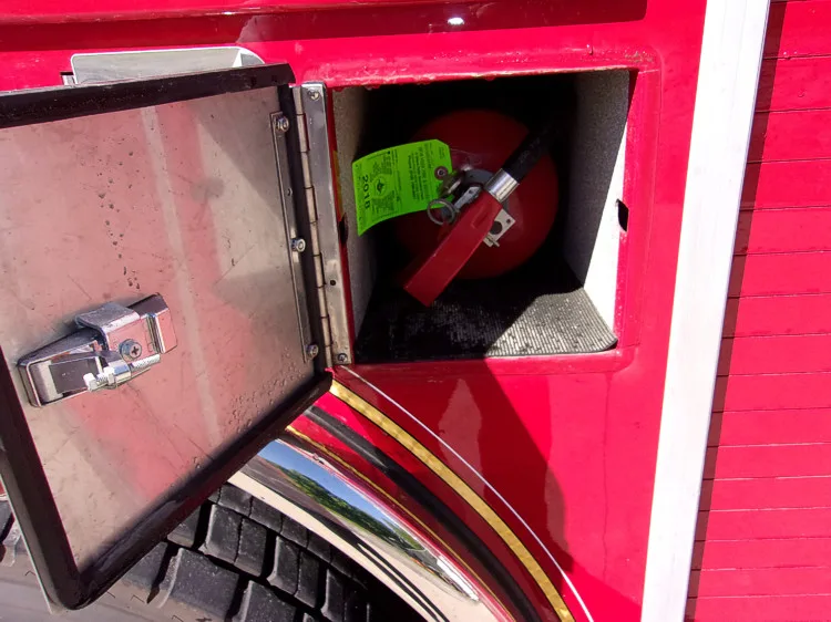 Pierce Velocity Aerial exterior view, photo 15 of 71