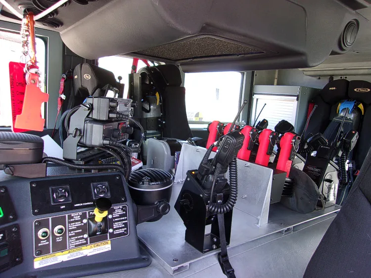 Pierce Velocity Aerial exterior view, photo 28 of 71