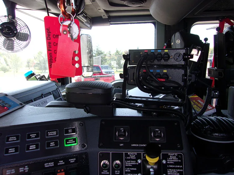 Pierce Velocity Aerial exterior view, photo 30 of 71
