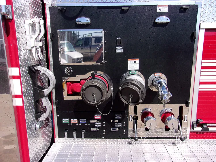 Pierce Velocity Aerial exterior view, photo 38 of 71