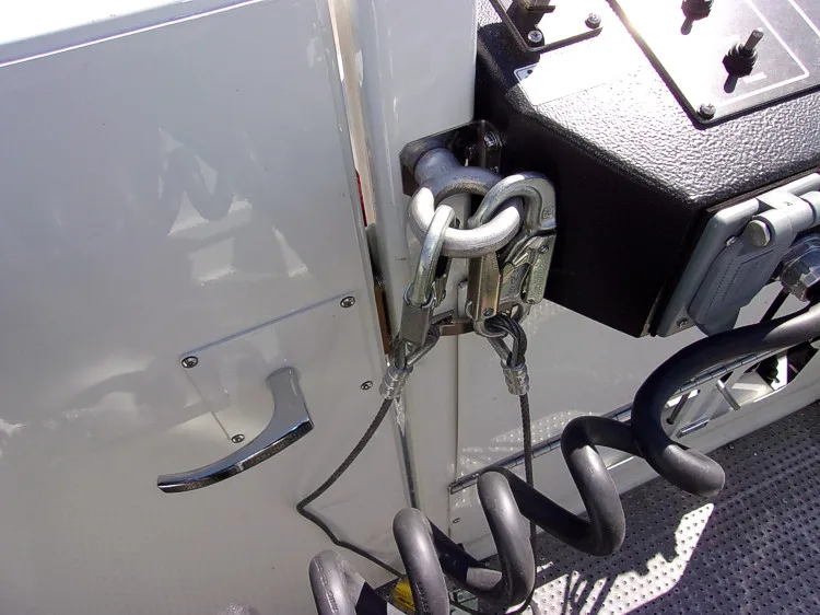 Pierce Velocity Aerial exterior view, photo 60 of 71