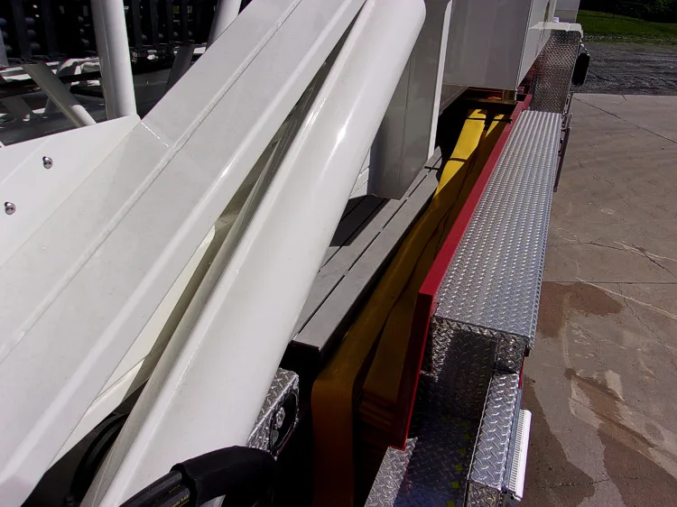 Pierce Velocity Aerial exterior view, photo 65 of 71