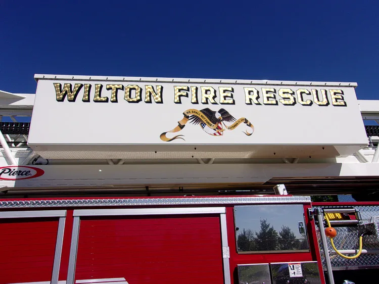 Pierce Velocity Aerial exterior view, photo 69 of 71