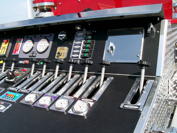 Pierce Velocity exterior view, photo 13 of 30