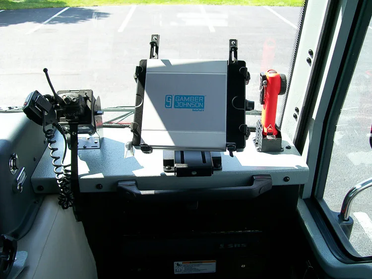 Pierce Velocity exterior view, photo 21 of 30