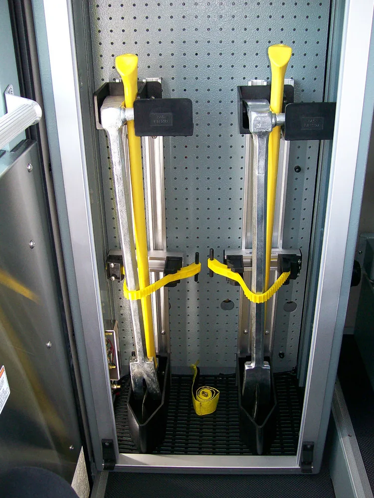 Pierce Velocity exterior view, photo 28 of 30