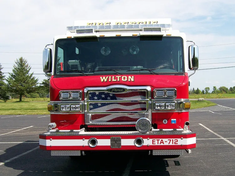 Pierce Velocity exterior view, photo 3 of 30