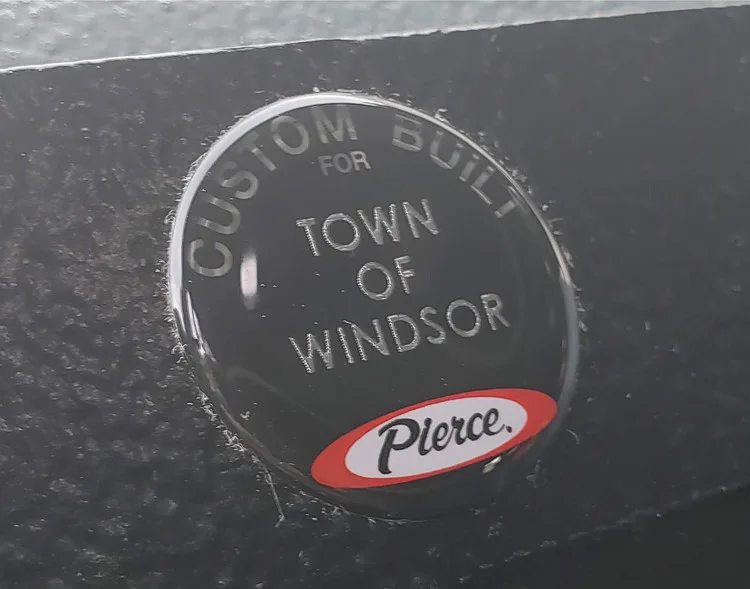 Pierce Arrow Pumper exterior view, photo 18 of 36