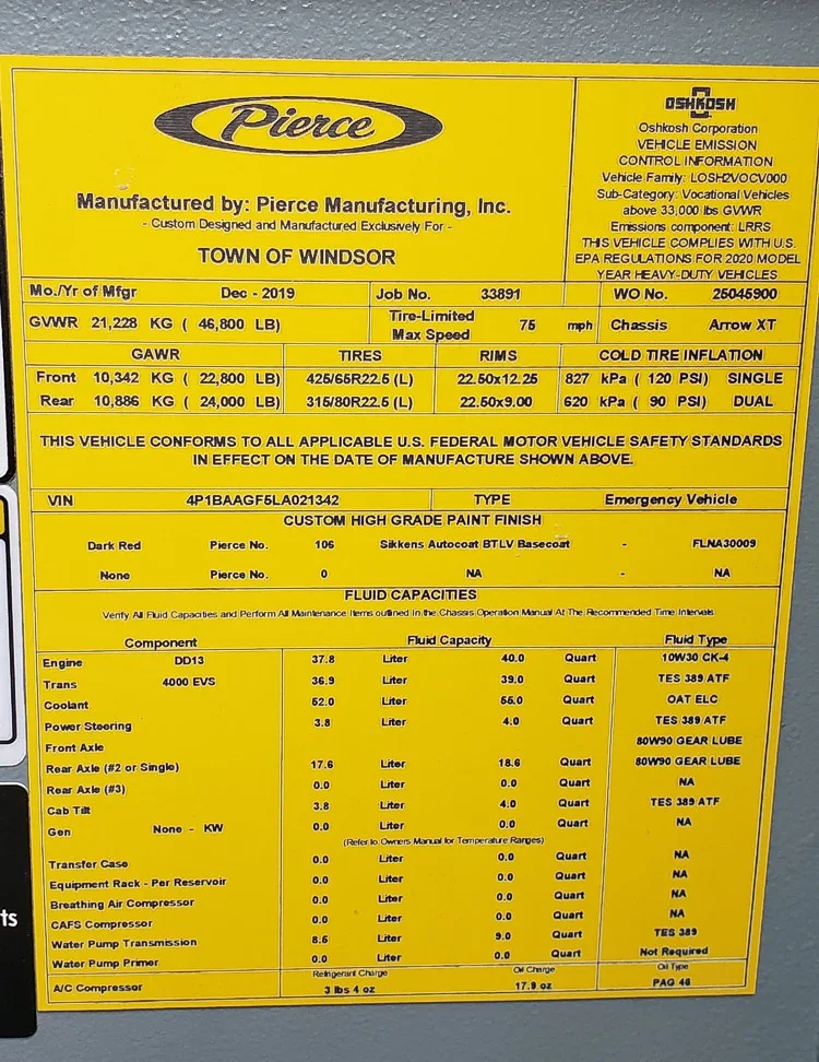 Pierce Arrow Pumper exterior view, photo 19 of 36