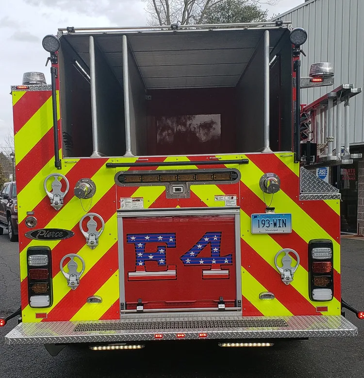 Pierce Arrow Pumper exterior view, photo 21 of 36
