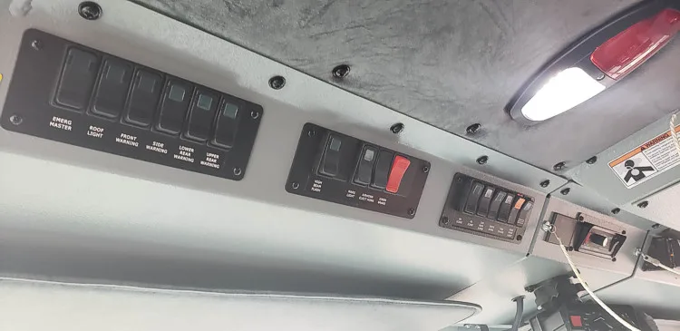 Pierce Arrow Pumper exterior view, photo 22 of 36